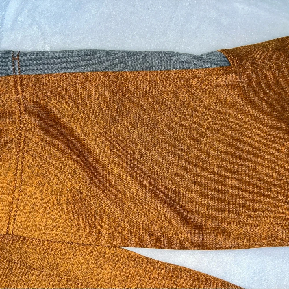 The North‎ Face Men's Rust Zip-Up Sweater